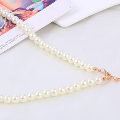 Women Short Luxury Pearls Necklace Fashionable..