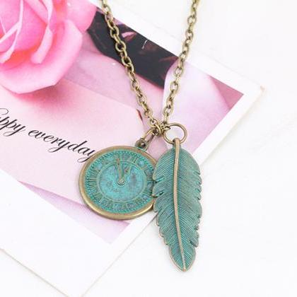 Lovers Diy Retro Leaves With Dial Necklace..