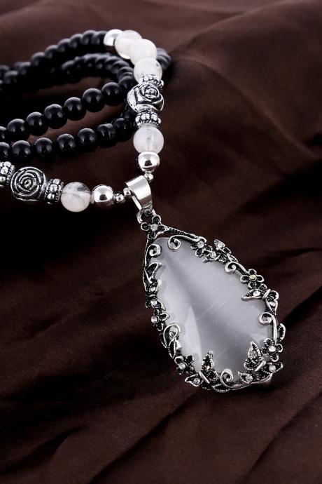 Retro Diamond Long Necklace Triangle Necklace,white Stone,diamond Necklace